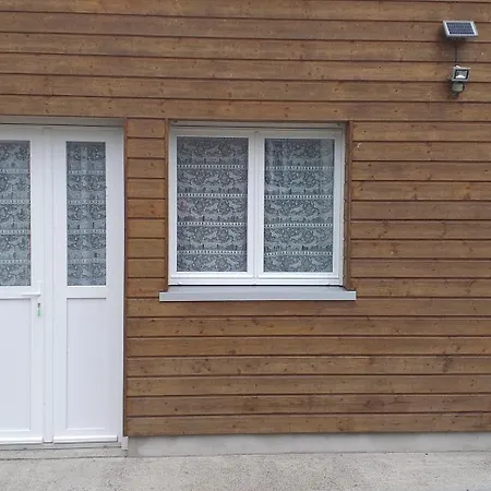 Joli Petit A La Campagne *